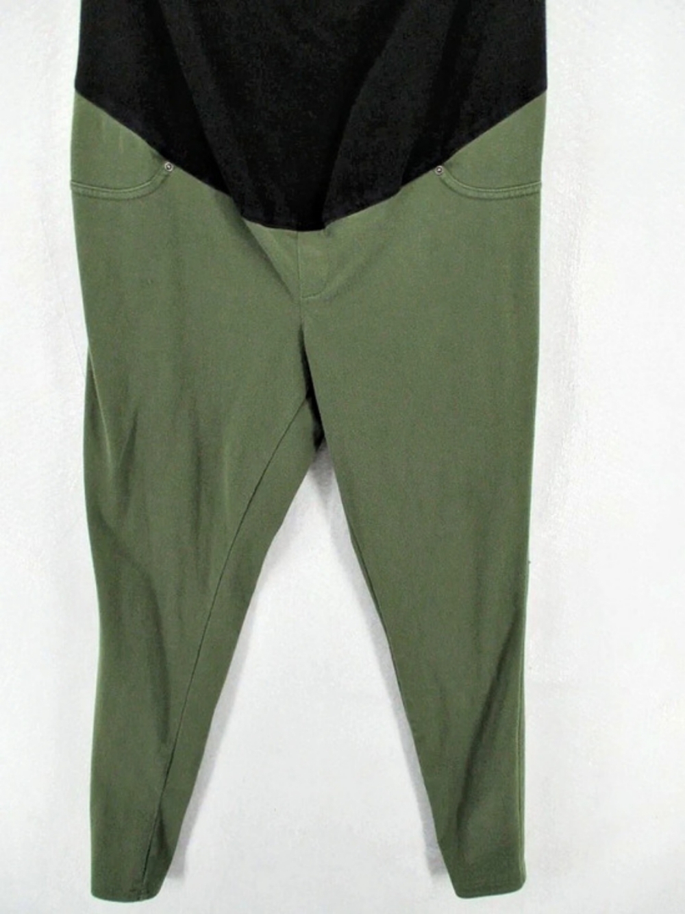 Time and Tru Maternity Color Block Leggings in Green & Black Size Medium Like